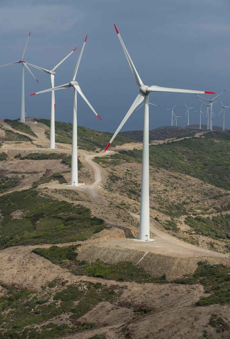 Rüzgar enerjisinde Türkiye'nin kurulu gücü 11 bin megavatı aştı